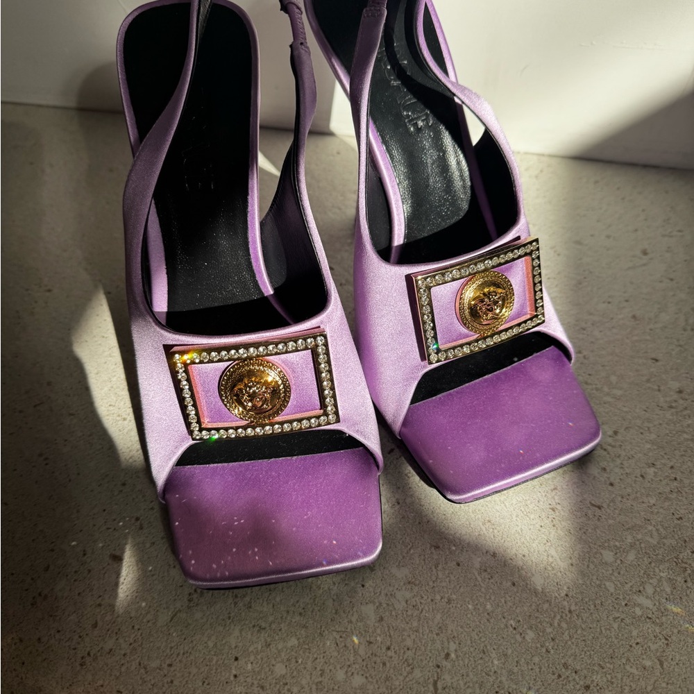 Versace tribute Women's satin slingback - Picture 2 of 7